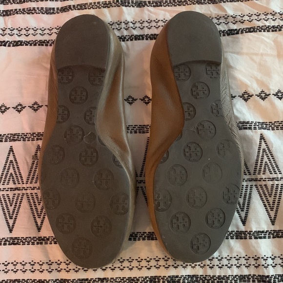 Tory Burch Reva Flat - Picture 2 of 6